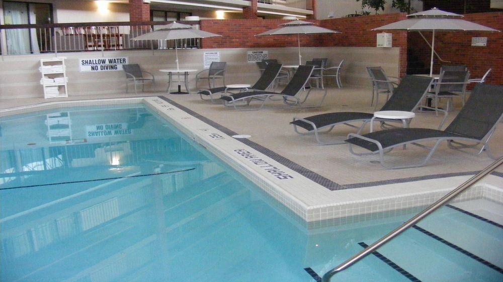 Holiday Inn Oakville Centre By Ihg Kültér fotó
