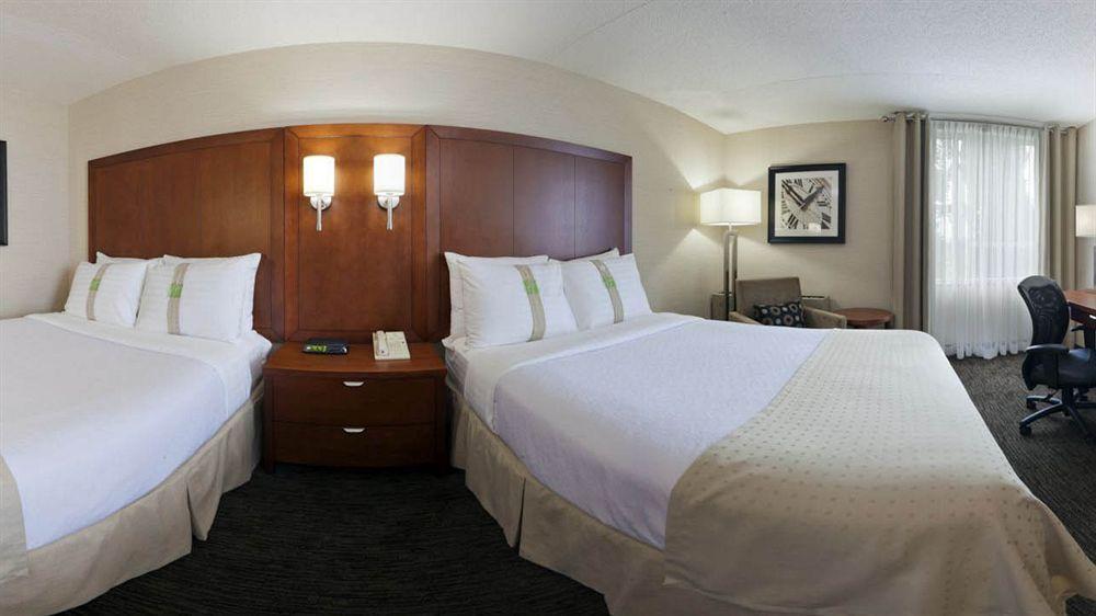 Holiday Inn Oakville Centre By Ihg Kültér fotó