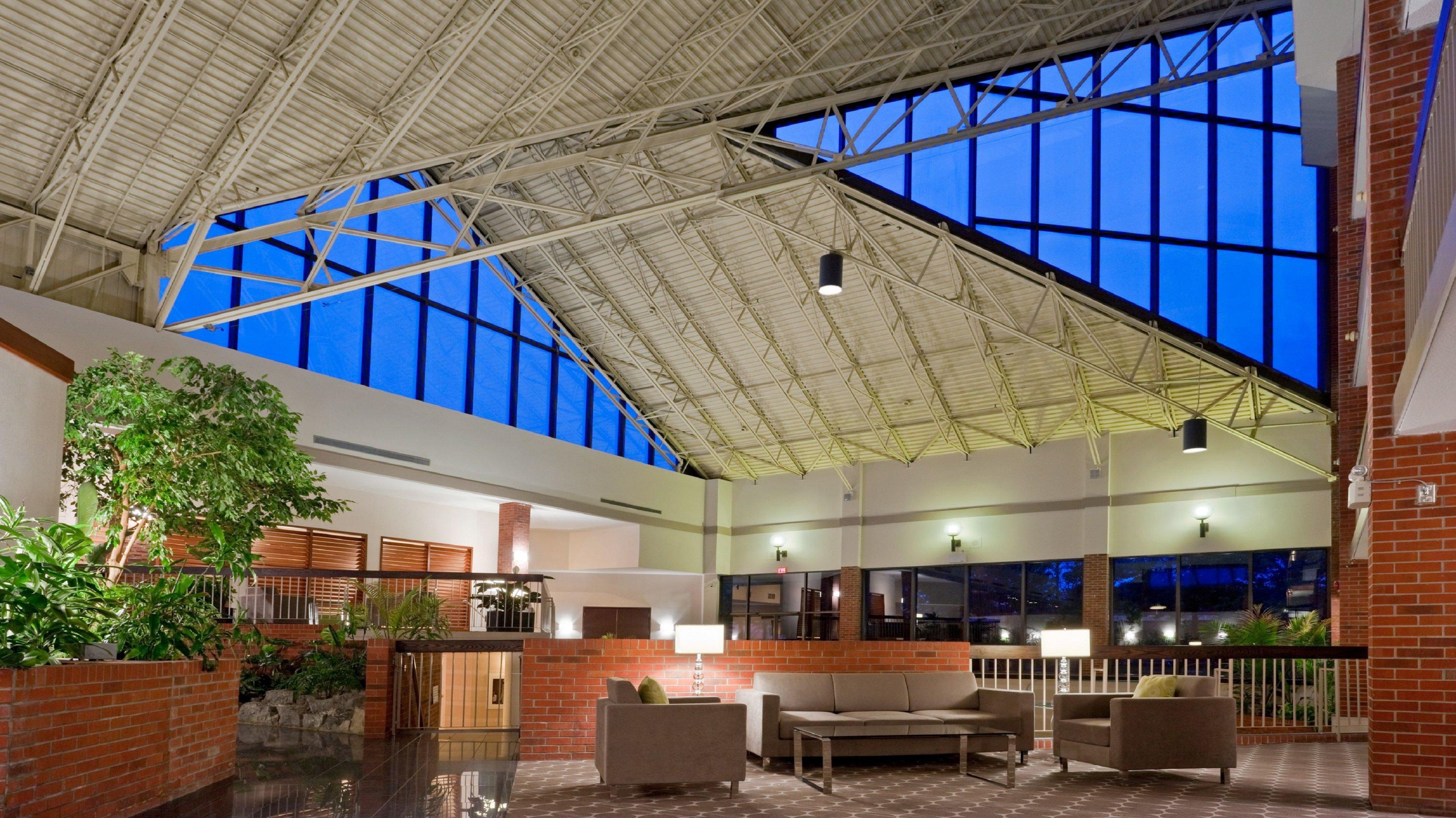 Holiday Inn Oakville Centre By Ihg Kültér fotó