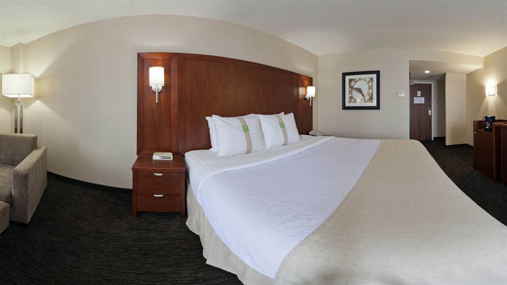 Holiday Inn Oakville Centre By Ihg Kültér fotó
