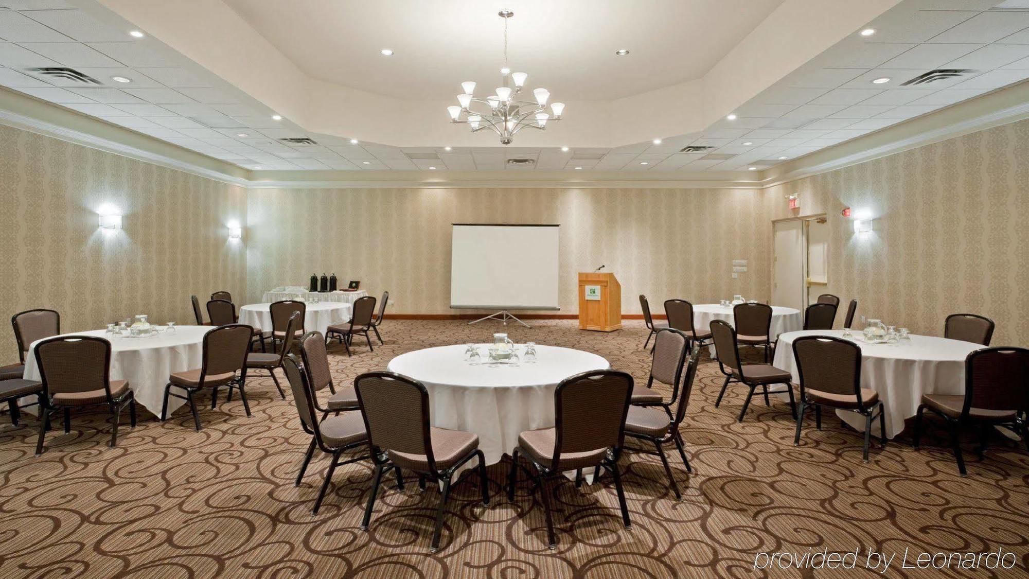 Holiday Inn Oakville Centre By Ihg Létesítmények fotó